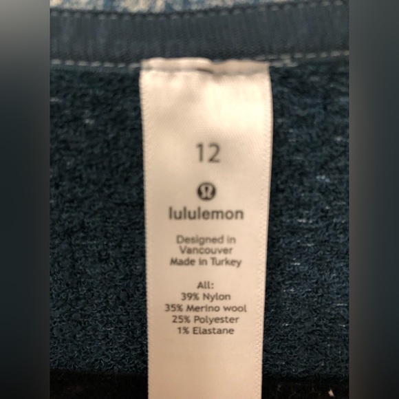 Lululemon Women’s Half Zip - Picture 4 of 8